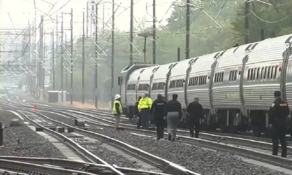 2 children struck, killed while playing on train tracks in Pennsylvania