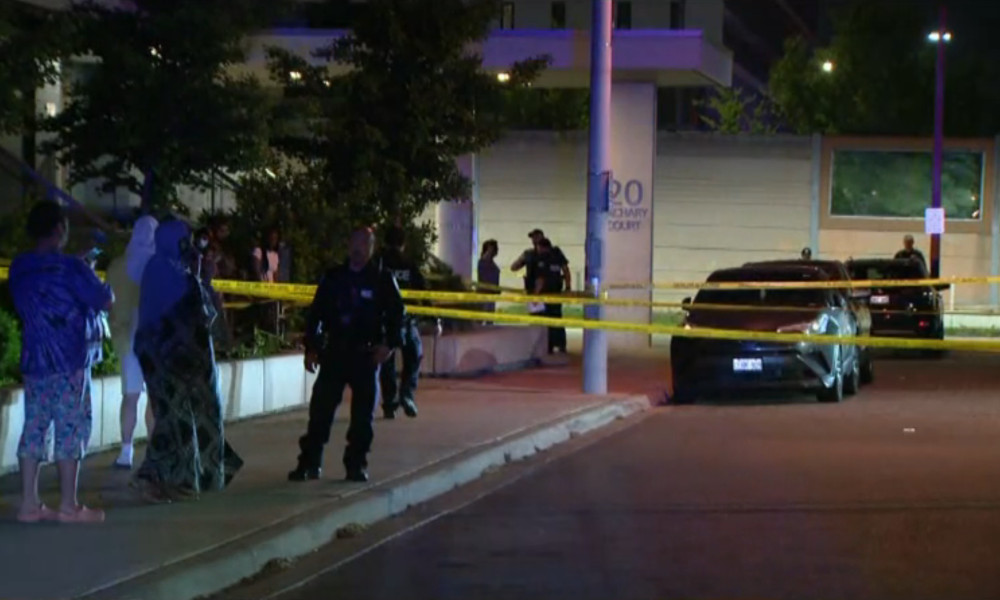 Mass shooting in Toronto leaves 1 dead, 5 injured